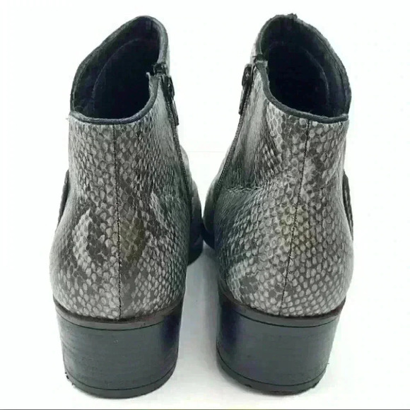 Baretraps Miesha ankle booties size 9.5 gray - Picture 4 of 12